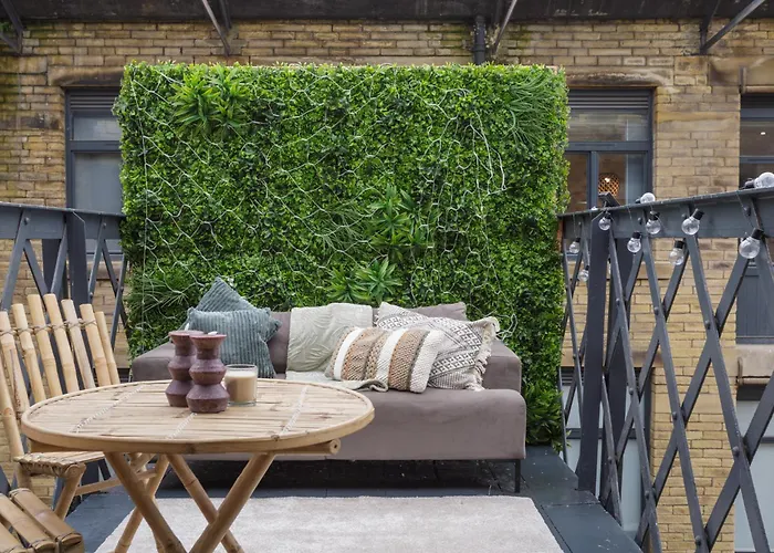 شقة Exclusive Penthouse- 85 Inch Huge Tv *