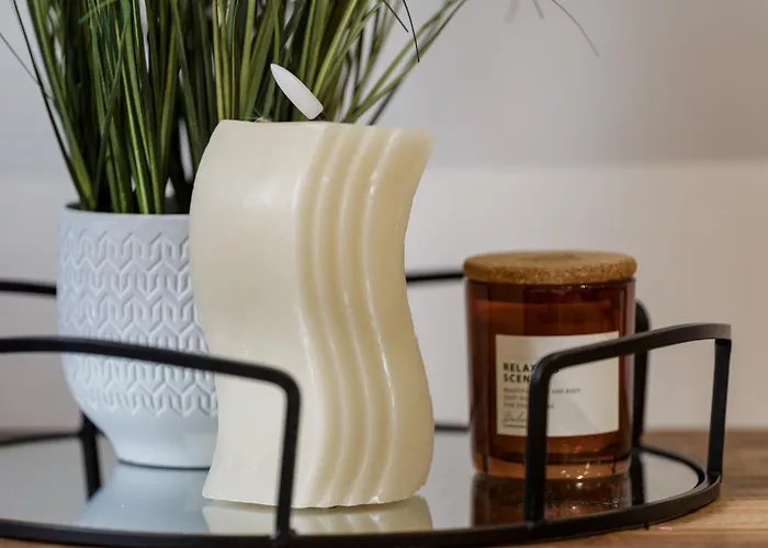 Exclusive Penthouse- 85 Inch Huge Tv شقة برادفورد