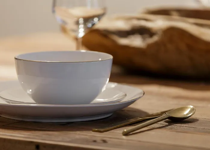 Exclusive Penthouse- 85 Inch Huge Tv Apartment *